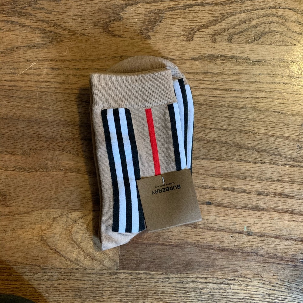 BURBERRY SOCKS
